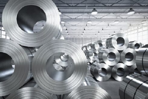 Indian steel firms eye record  exports in FY22